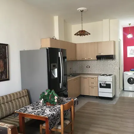 Apartamento Shoshi *
