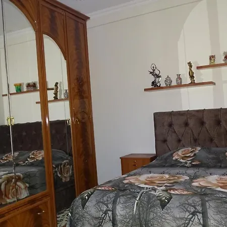Shoshi Apartamento