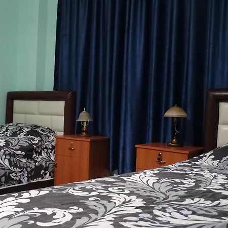 Apartamento Shoshi *