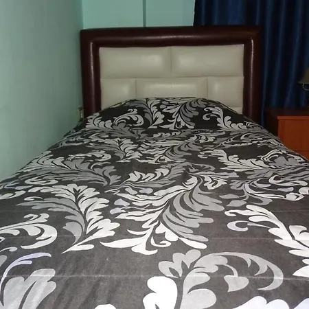 Shoshi Apartamento Tirana