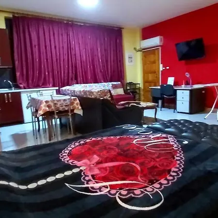 Apartamento Shoshi Tirana