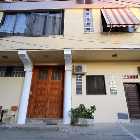 Apartment Shoshi Tirana