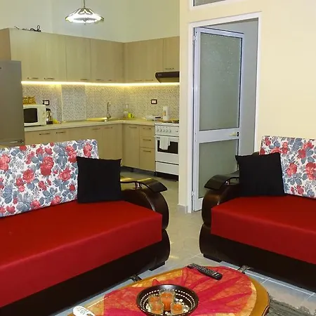 Shoshi Apartment *