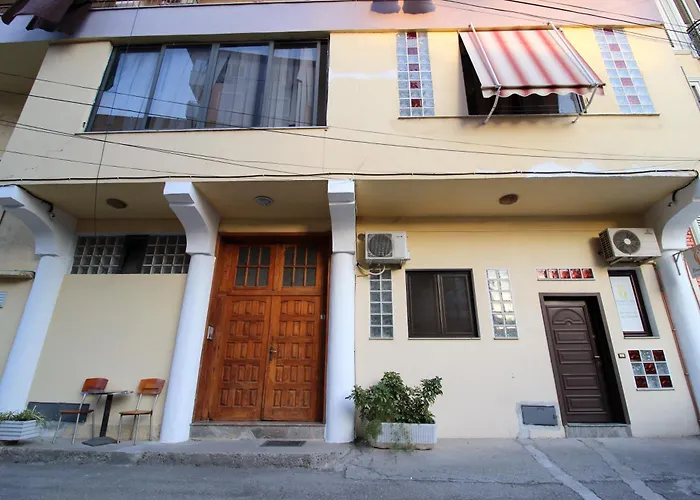 Apartman Shoshi Tirana